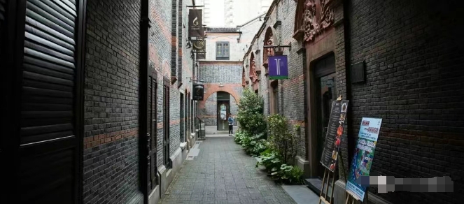 上海黃浦區(qū)出售獨(dú)棟：威海路鬧中取靜老洋房，身份之選用途多元